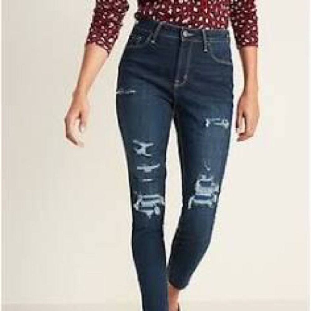 Old Navy Rockstar Super Skinny High Rise Jeans‎